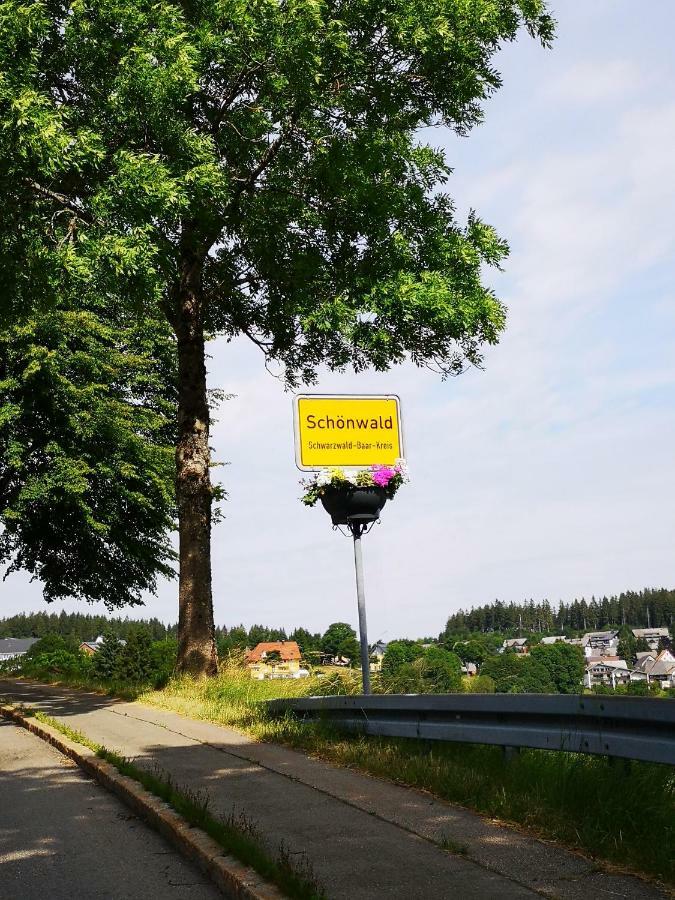 Appartment Leo Schönwalde Exteriör bild